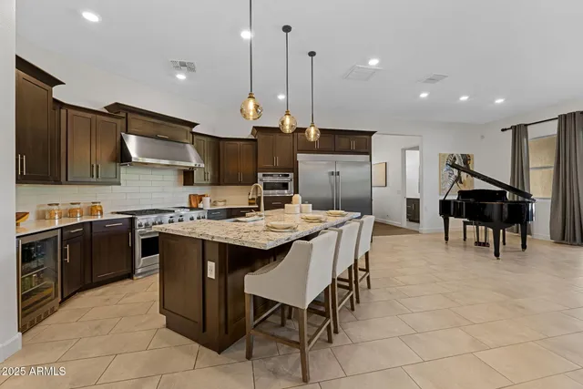 $660,000 | 6213 South 25th Place, Phoenix, AZ 85042