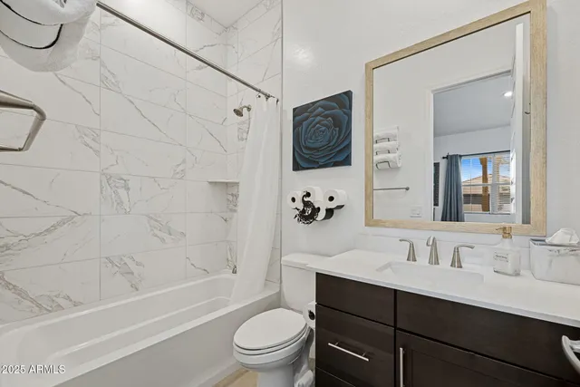 $660,000 | 6213 South 25th Place, Phoenix, AZ 85042