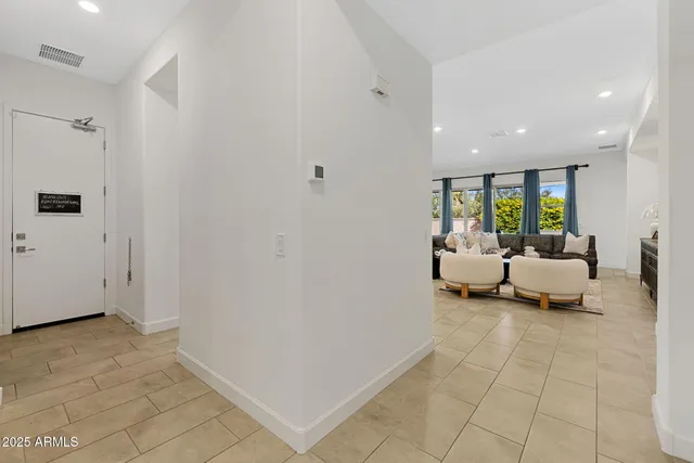 $660,000 | 6213 South 25th Place, Phoenix, AZ 85042