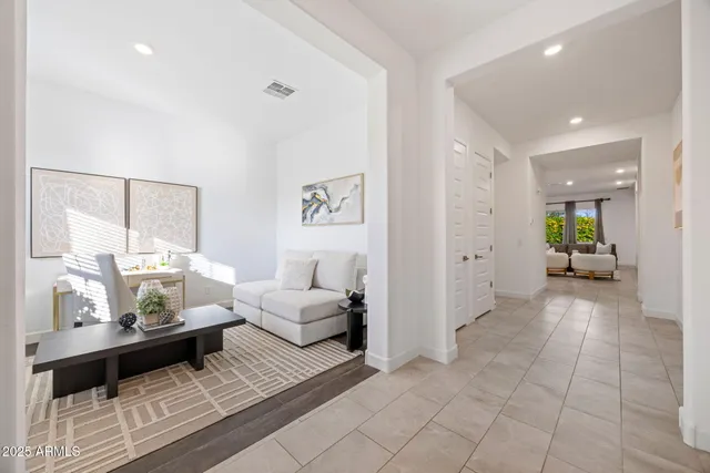 $660,000 | 6213 South 25th Place, Phoenix, AZ 85042