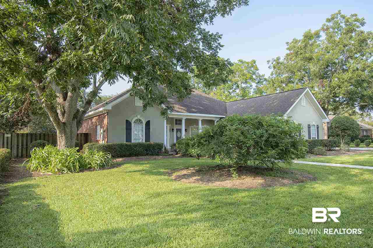 105 Conti Court Fairhope, AL 36532 - Photo 2 of 43