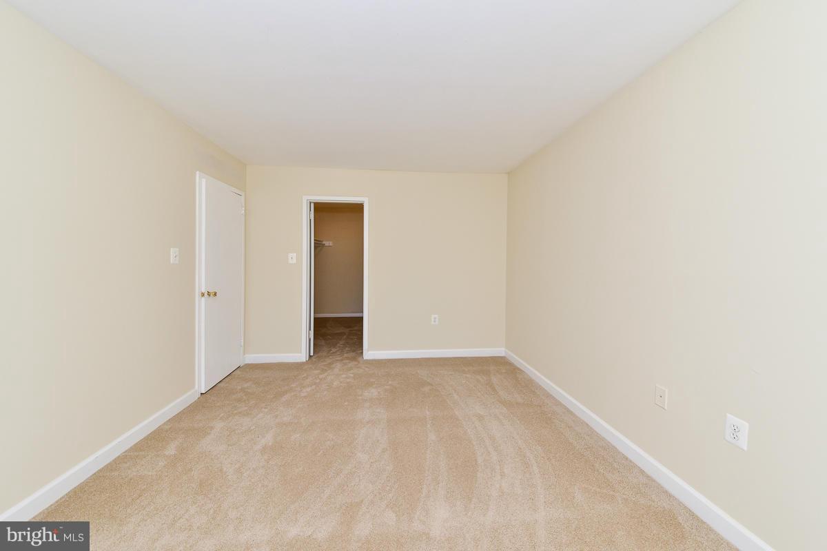 1411 Northgate Square, Unit 22 Reston, VA 20190 - Photo 14 of 26 Bedroom (Master)