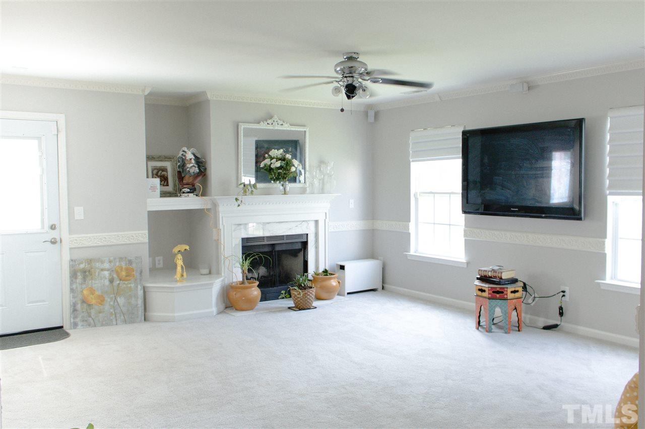 1609 Cricket Ridge Drive Raleigh, NC 27610 - Photo 6 of 25 Gallery Image 6