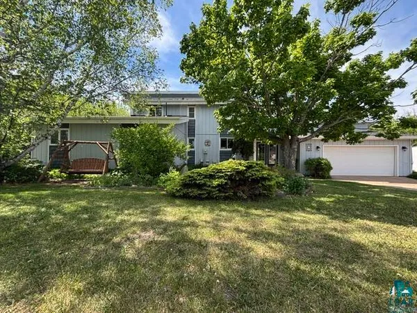 $395,000 | 333 5th Avenue Northeast, Chisholm, MN 55719