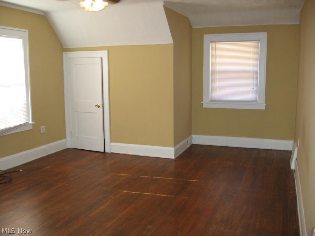 1609 Crest Road Cleveland Heights, OH 44121 - Photo 13 of 16