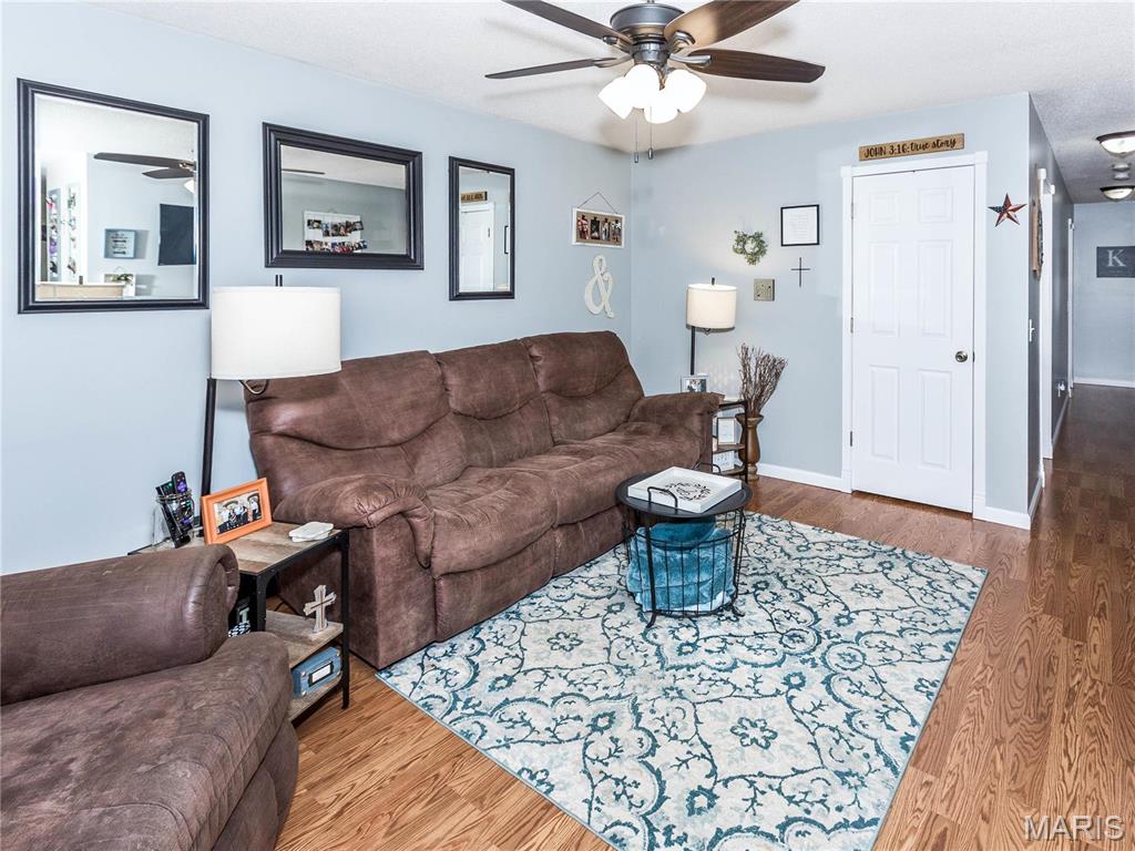 5717 Old Alton Road Granite City, IL 62040 - Photo 13 of 31