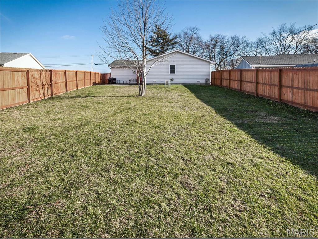 5717 Old Alton Road Granite City, IL 62040 - Photo 6 of 31