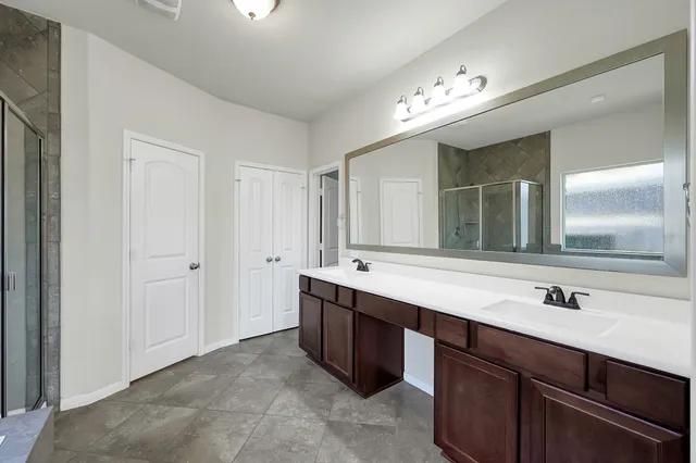 $2,280 | 30119 Saw Oaks Drive, Magnolia, TX 77355