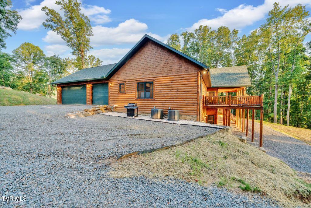 139 Lakeridge Drive Butler, TN 37640 - Photo 49 of 53 47