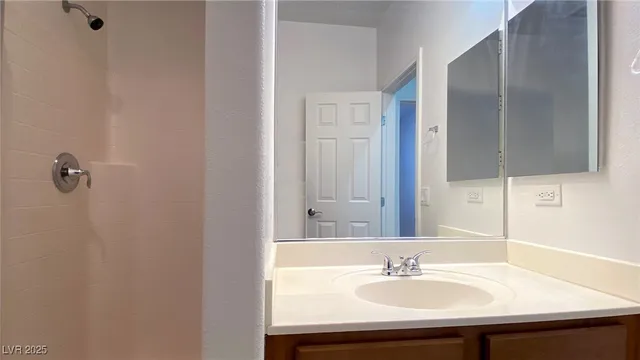 $2,275 | 1025 Viale Placenza Place, Henderson, NV 89011