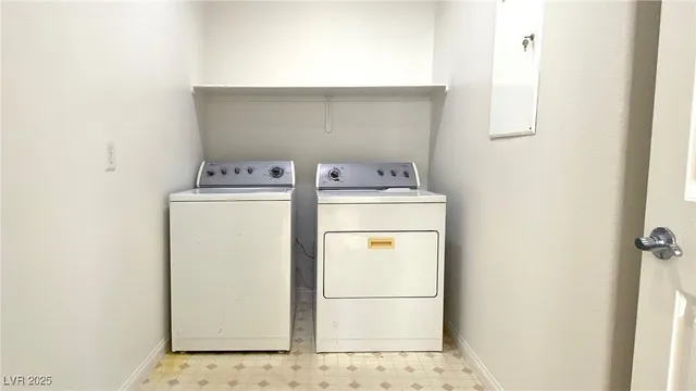 $2,275 | 1025 Viale Placenza Place, Henderson, NV 89011