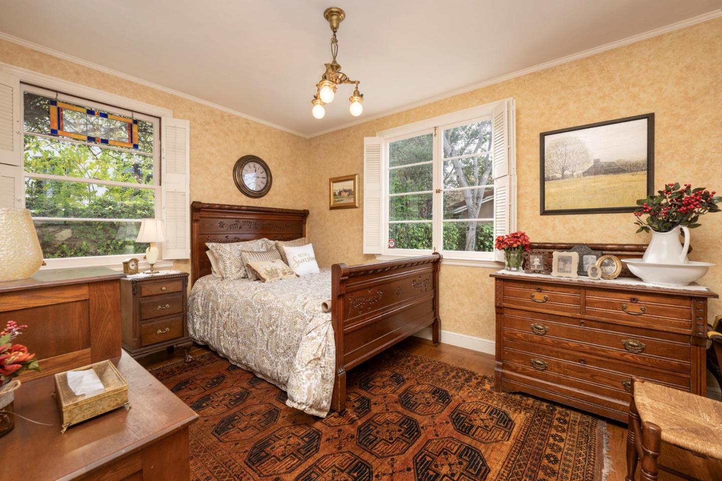 250 Harvard Road San Mateo, CA 94402 - Photo 11 of 31