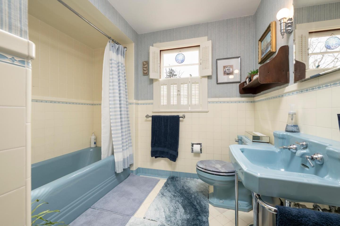 250 Harvard Road San Mateo, CA 94402 - Photo 16 of 31