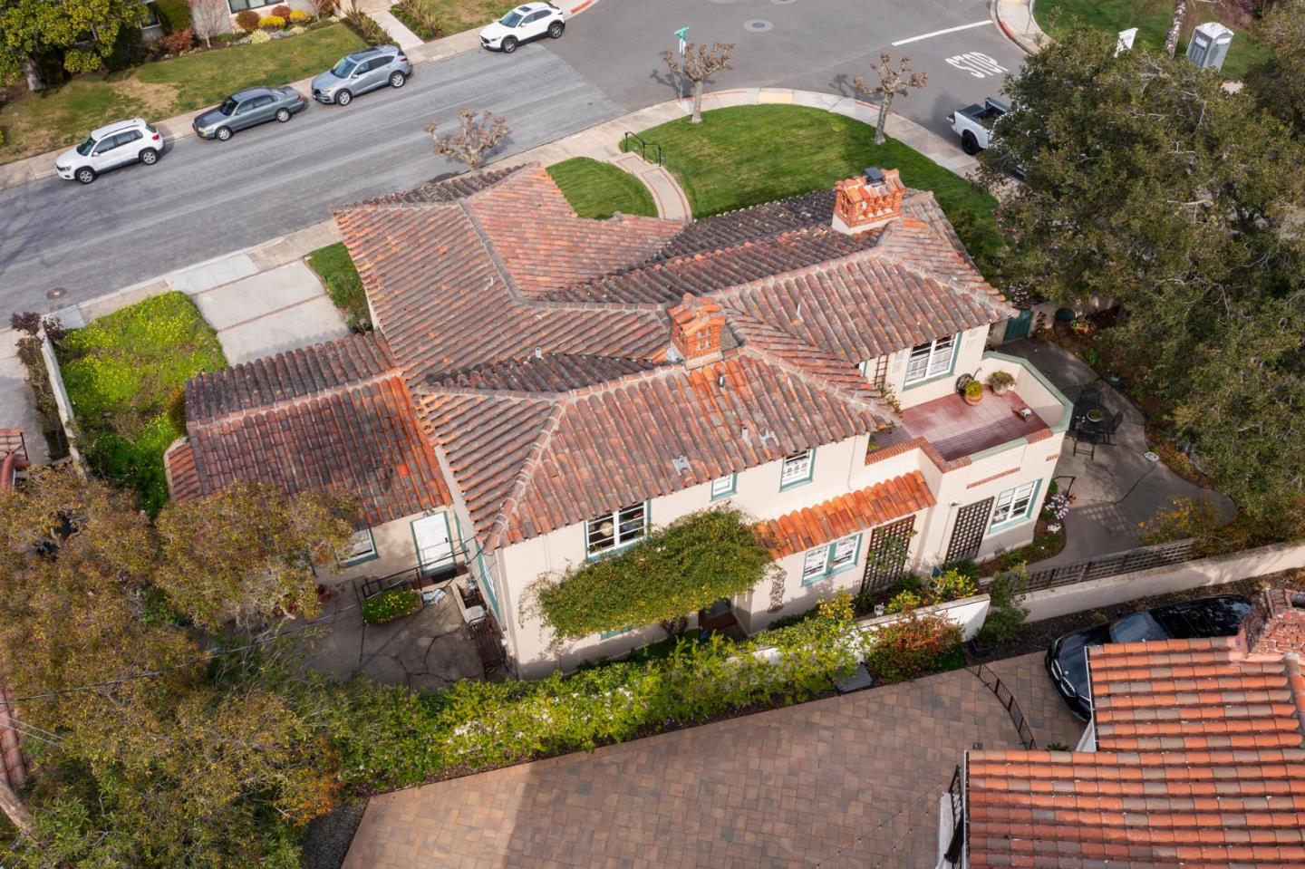 250 Harvard Road San Mateo, CA 94402 - Photo 26 of 31