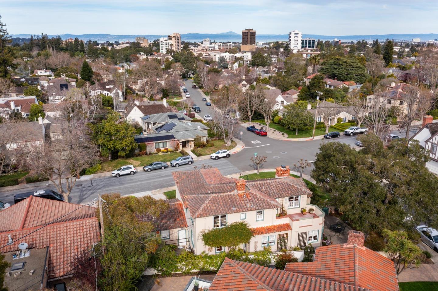 250 Harvard Road San Mateo, CA 94402 - Photo 27 of 31