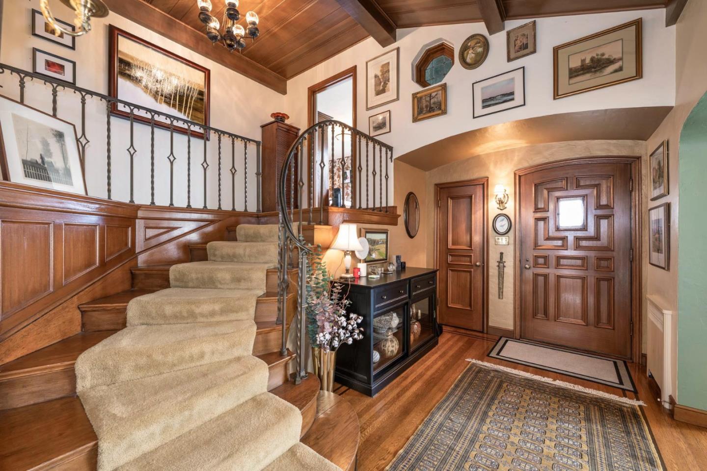 250 Harvard Road San Mateo, CA 94402 - Photo 4 of 31