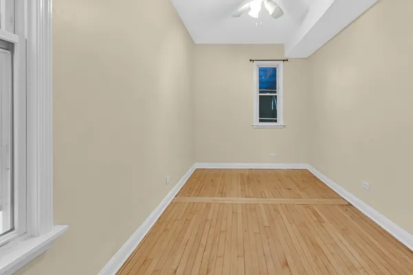 $2,500 | 3056 North Drake Avenue, Unit 1, Chicago, IL 60618