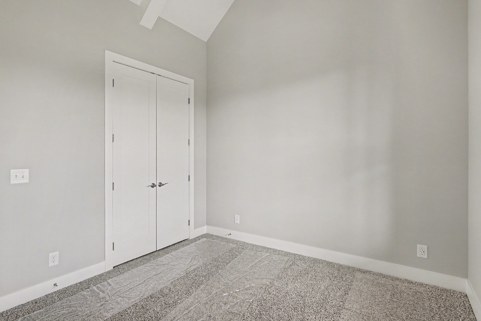 412 Harsh Lane Castalian Springs, TN 37031 - Photo 14 of 36 a view of an empty room