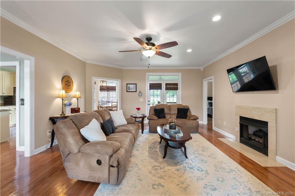 1929 Old Farm Road Lincolnton, NC 28092 - Photo 15 of 35 Gallery Image 15
