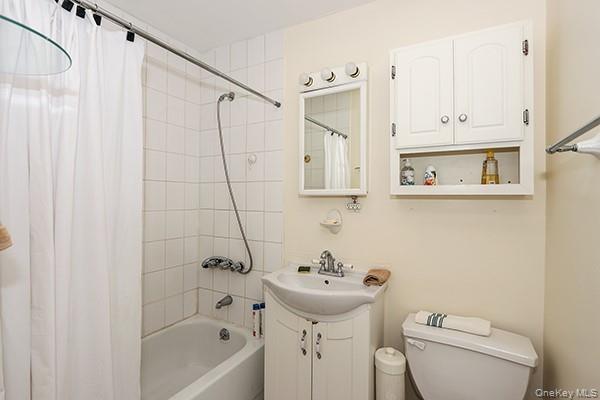 18-32 George Street, Unit 2B Queens, NY 11385 - Photo 16 of 20
