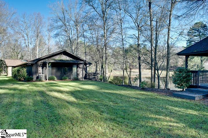 553 North Harrison Bridge Road Simpsonville, SC 29680 - Photo 9 of 36