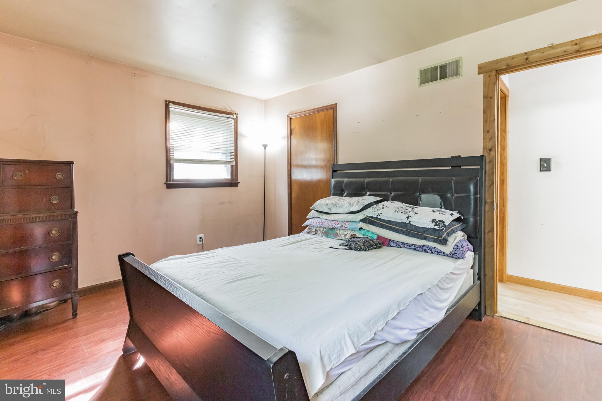 681 Monmouth Road Wrightstown, NJ 08562 - Photo 13 of 30 Gallery Image 13
