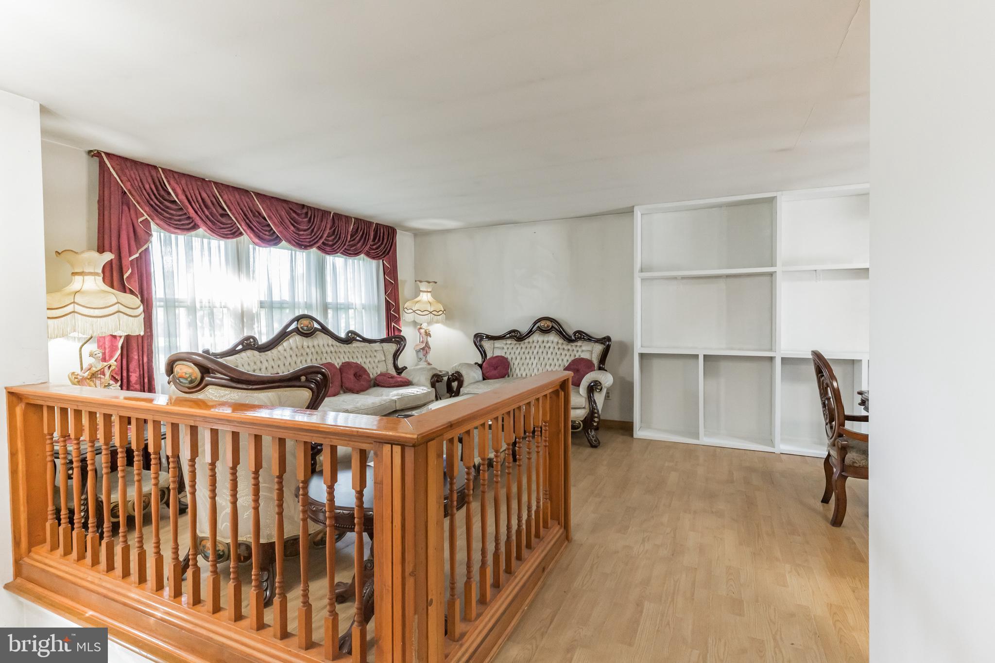 681 Monmouth Road Wrightstown, NJ 08562 - Photo 5 of 30 Gallery Image 5