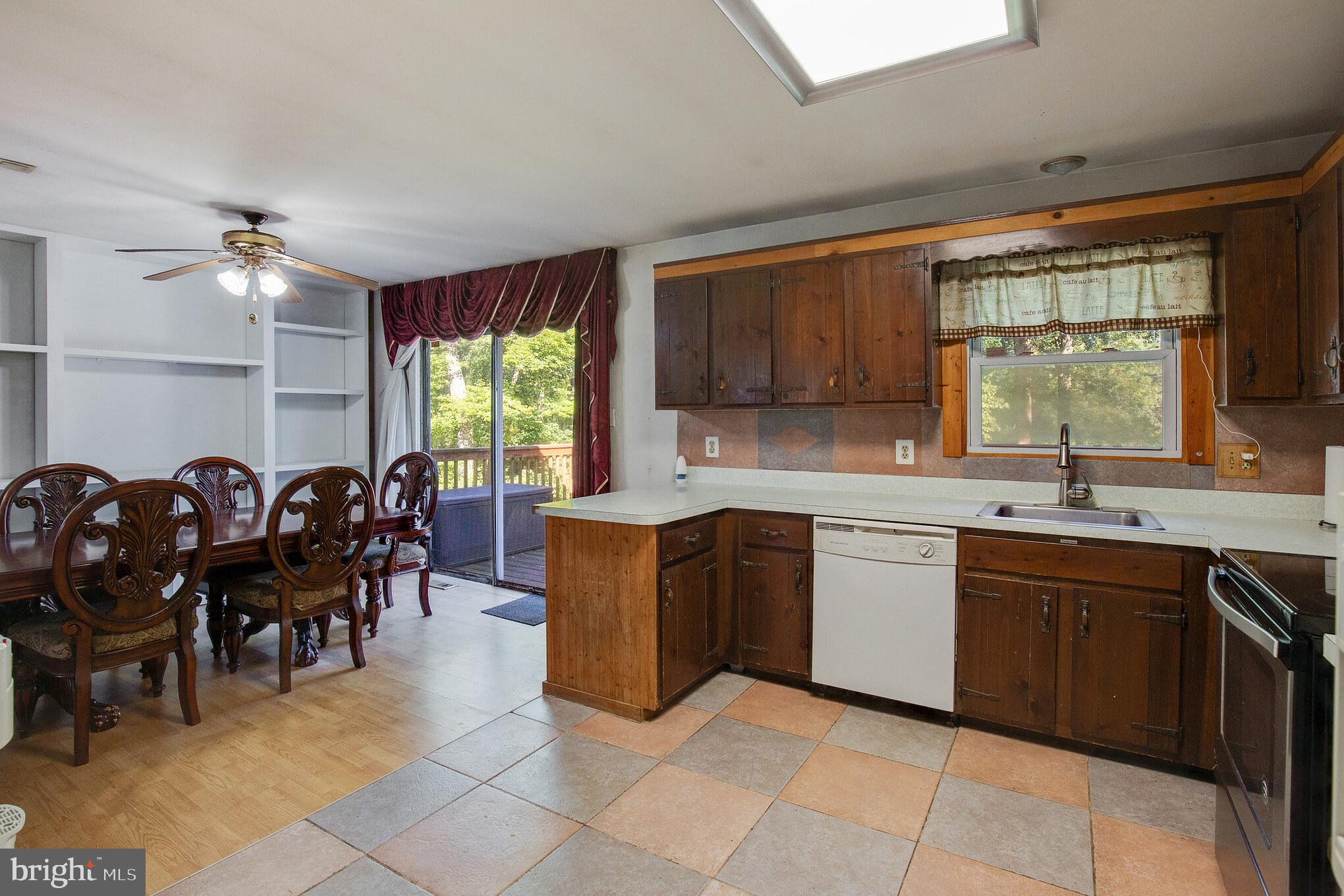 681 Monmouth Road Wrightstown, NJ 08562 - Photo 8 of 30 Gallery Image 8