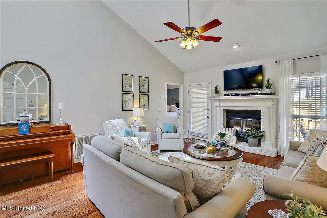 136 Villa Way Clinton, MS 39056 - Photo 10 of 27 10-136 Villa Way