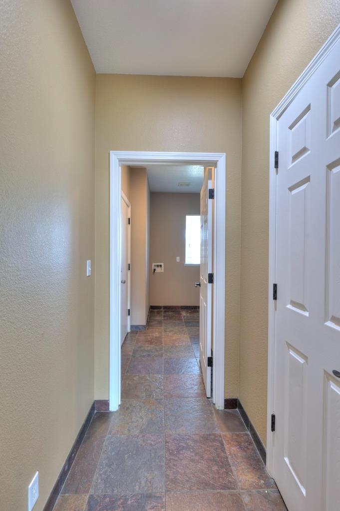 6801 Varni Way Hughson, CA 95326 - Photo 39 of 70