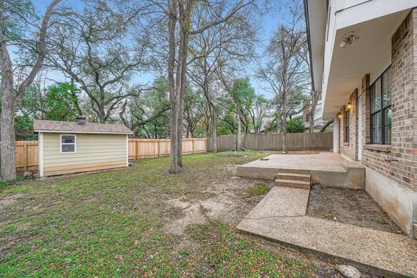 $3,200 | 11101 Country Knoll, Austin, TX 78750