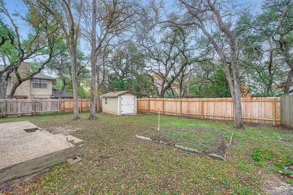 $3,200 | 11101 Country Knoll, Austin, TX 78750