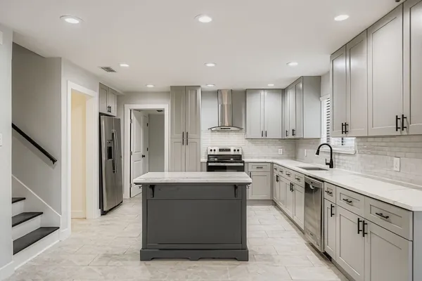 $3,200 | 11101 Country Knoll, Austin, TX 78750