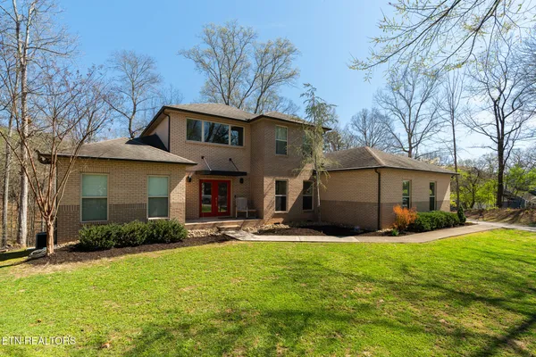 $975,000 | 12624 Red Fox Drive, Knoxville, TN 37922