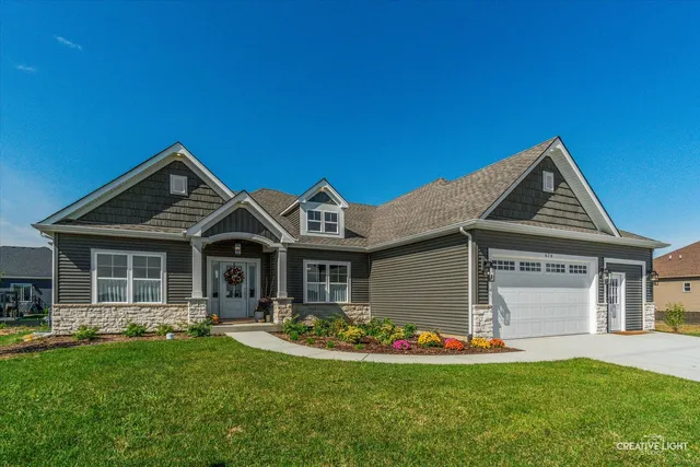 $591,900 | 668 Cumberland Lane, Oswego, IL 60543