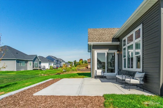 $591,900 | 668 Cumberland Lane, Oswego, IL 60543