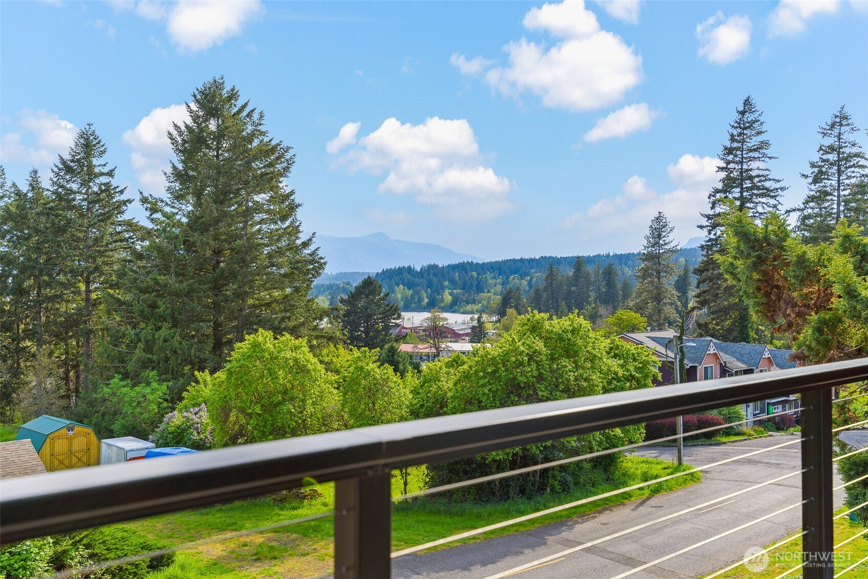 461 Northwest Jefferson Street Stevenson, WA 98648 - Photo 28 of 38 a view of a balcony with an outdoor space