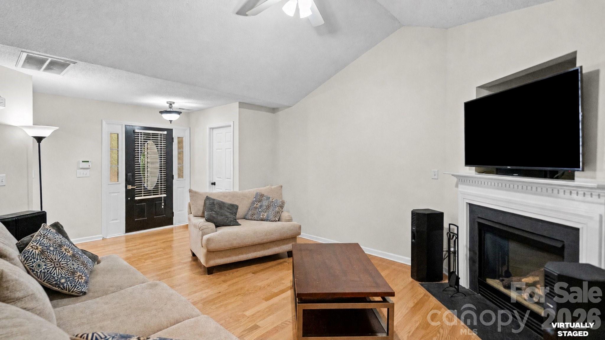 5050 Gibbons Link Road Charlotte, NC 28269 - Photo 10 of 29