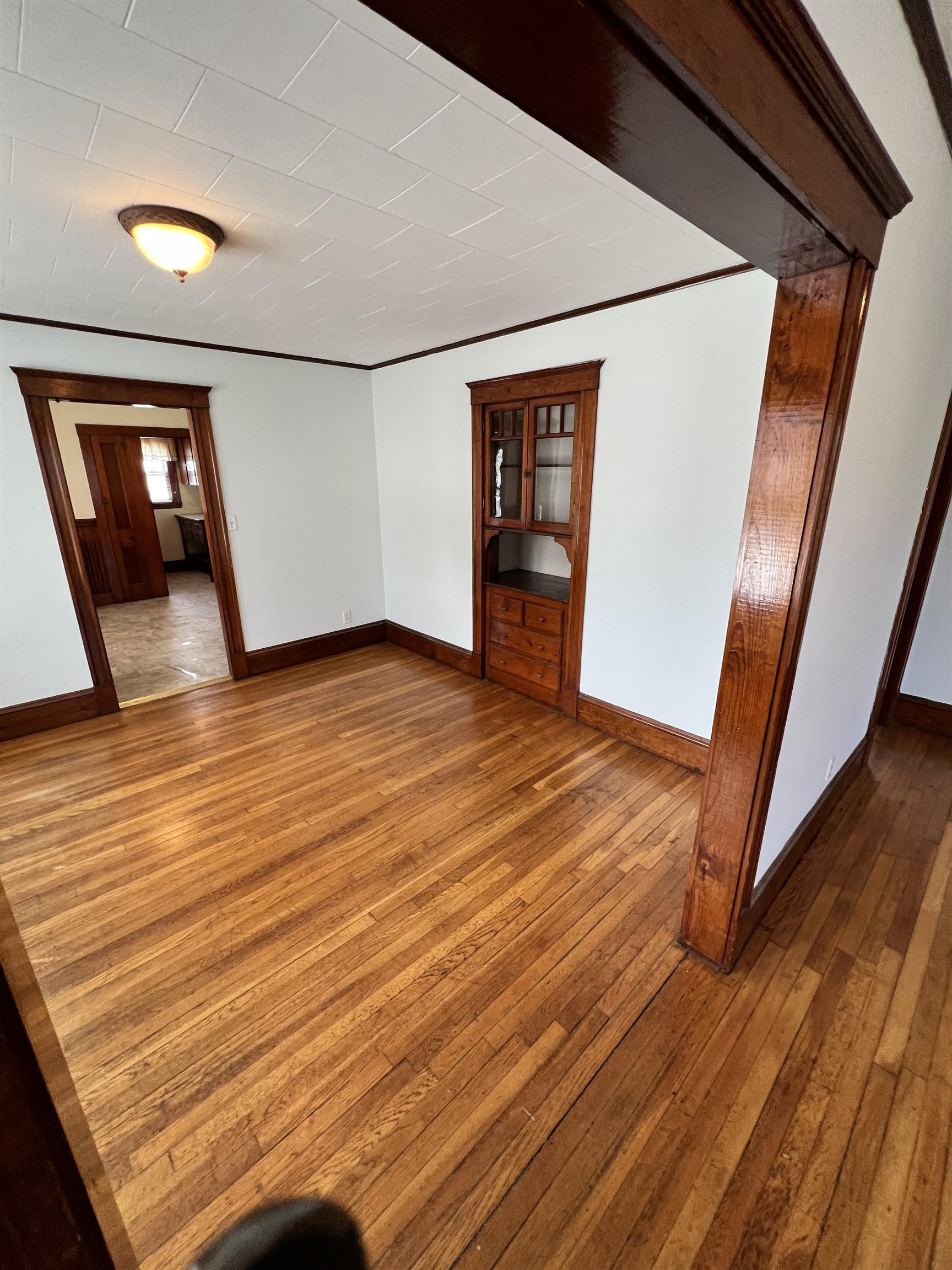 84 Allds Street Nashua, NH 03060 - Photo 11 of 36