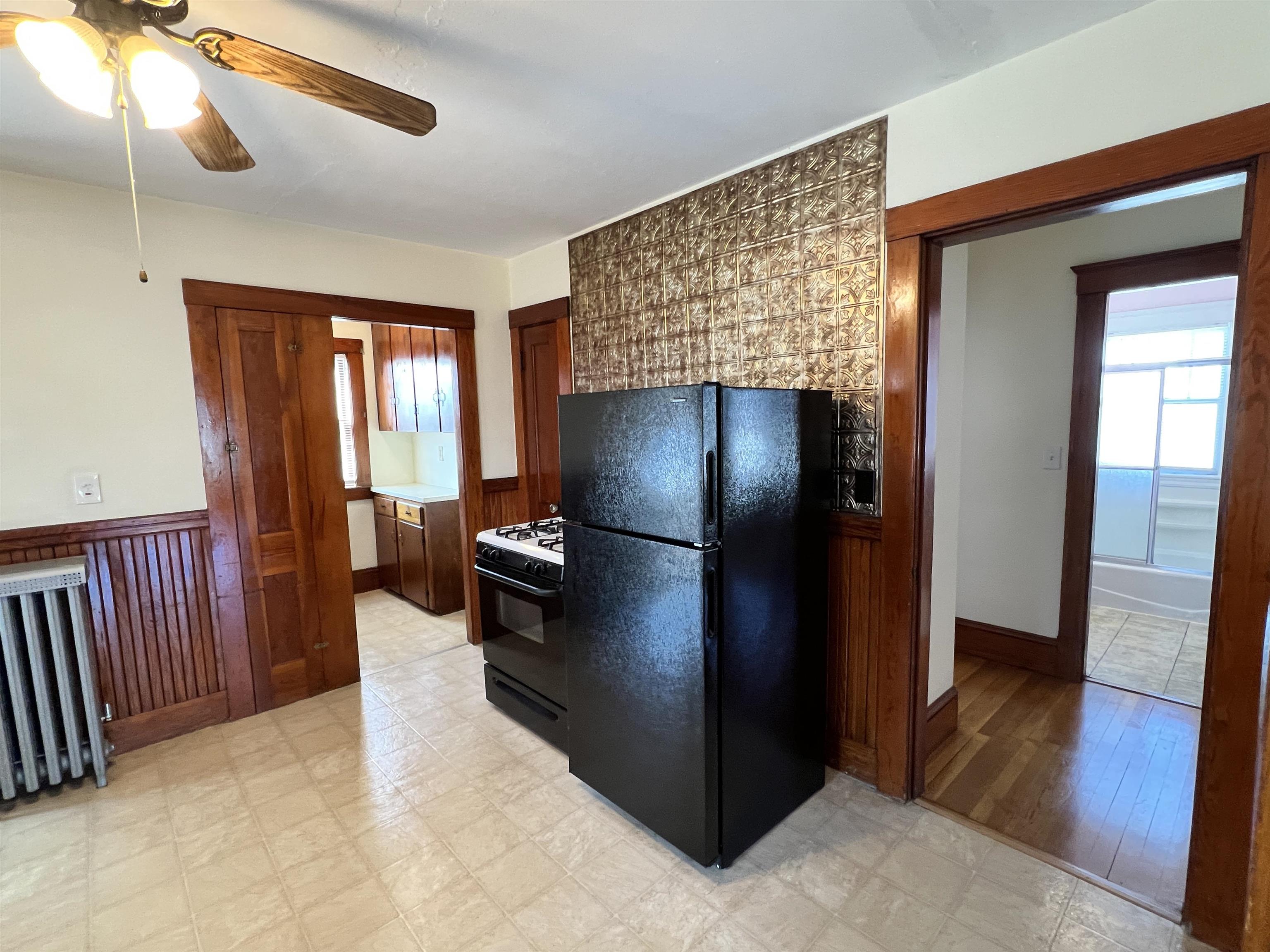 84 Allds Street Nashua, NH 03060 - Photo 20 of 36