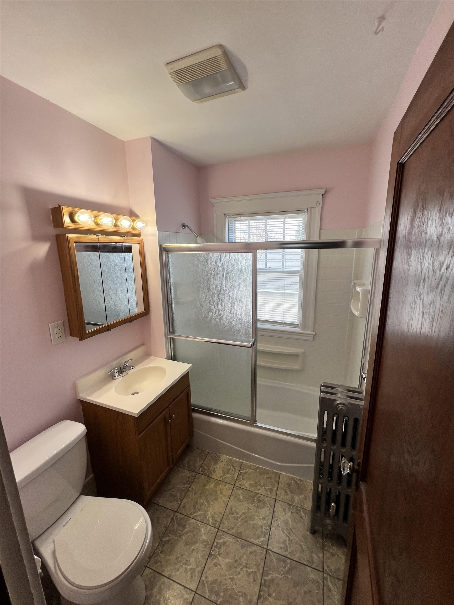84 Allds Street Nashua, NH 03060 - Photo 23 of 36