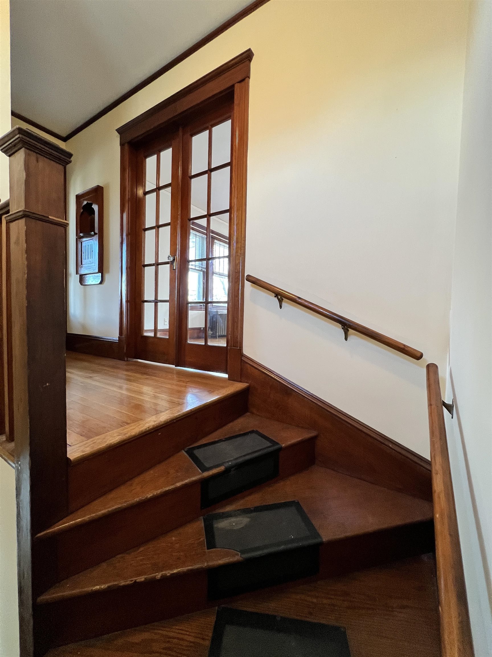 84 Allds Street Nashua, NH 03060 - Photo 27 of 36