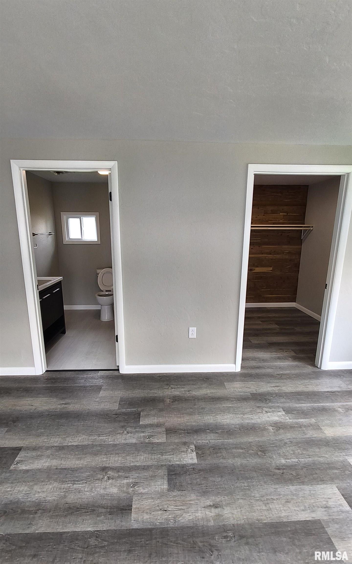116 South Ballentine Avenue Du Quoin, IL 62832 - Photo 13 of 25 Gallery Image 13