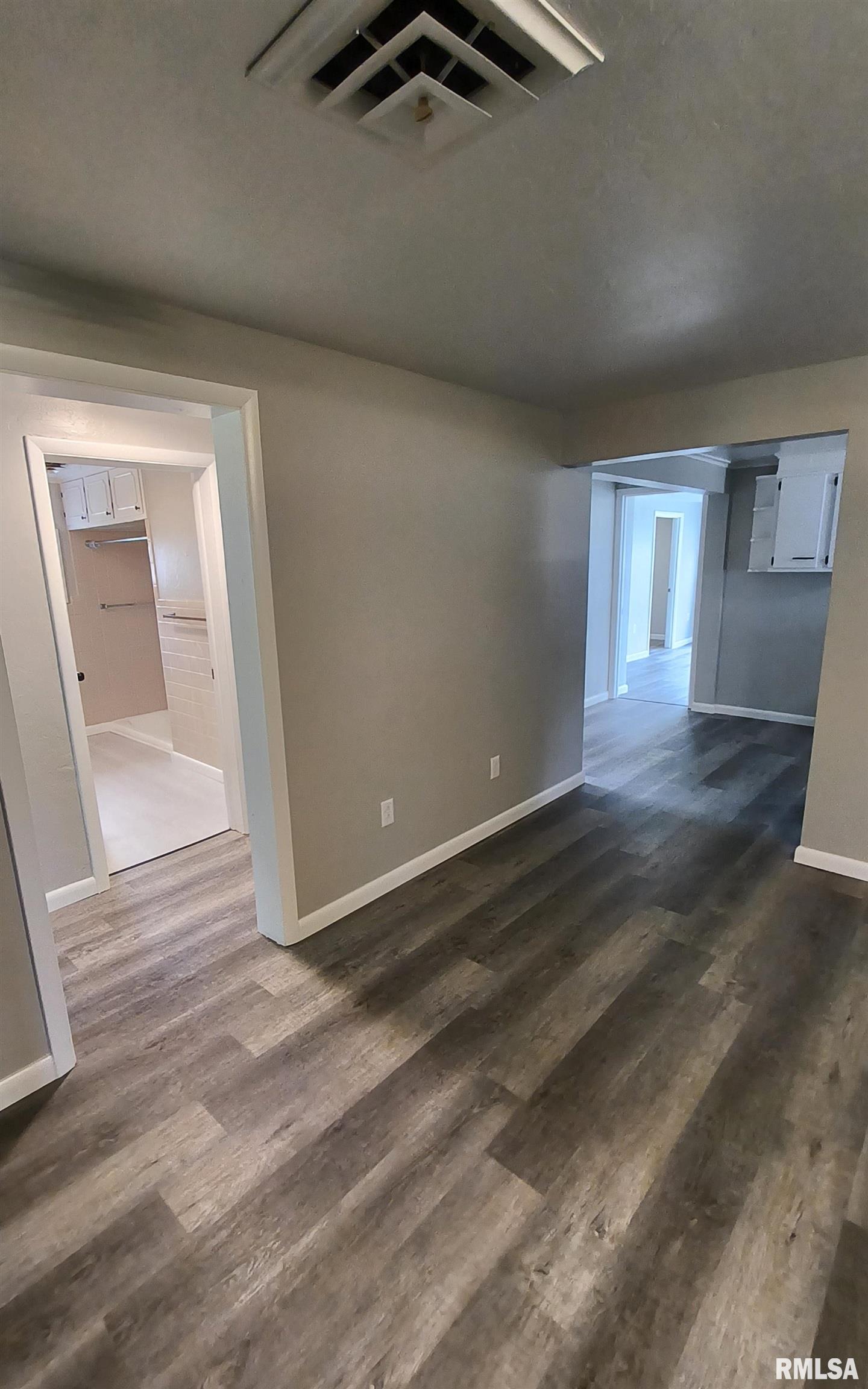 116 South Ballentine Avenue Du Quoin, IL 62832 - Photo 22 of 25 Gallery Image 22