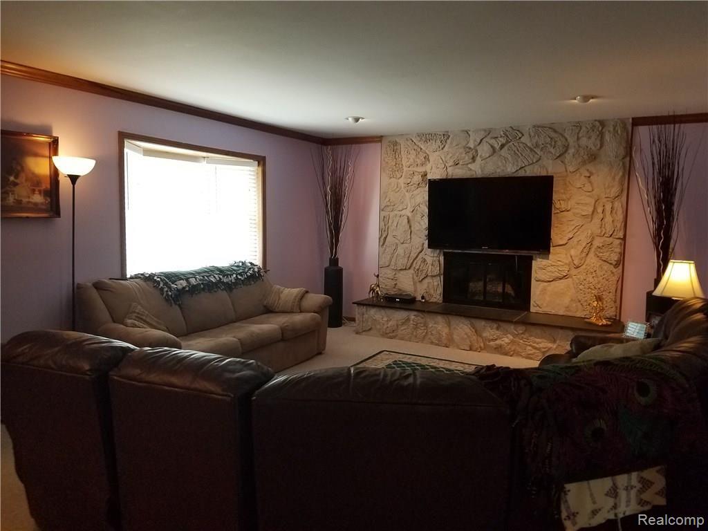 3581 South Lake George Road Dryden, MI 48428 - Photo 8 of 51 011.jpg