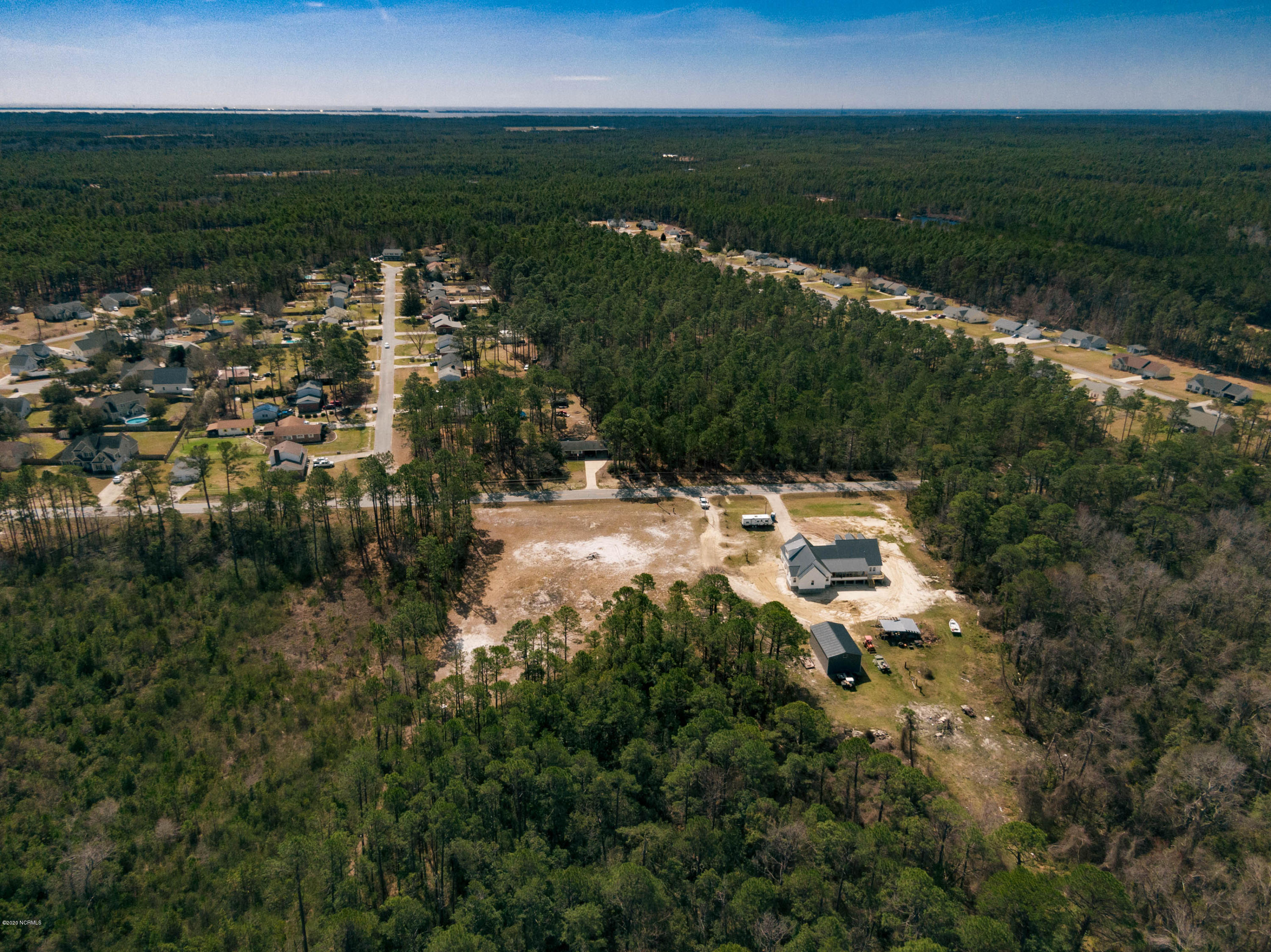 1220 Roberts Road Newport, NC 28570 - Photo 26 of 53 1220-roberts-web25