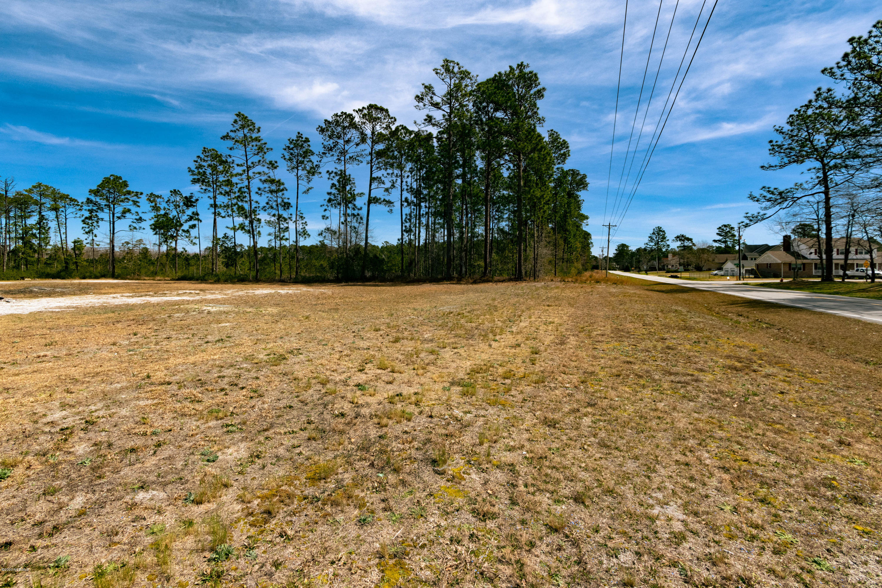 1220 Roberts Road Newport, NC 28570 - Photo 5 of 53 1220-roberts-web4