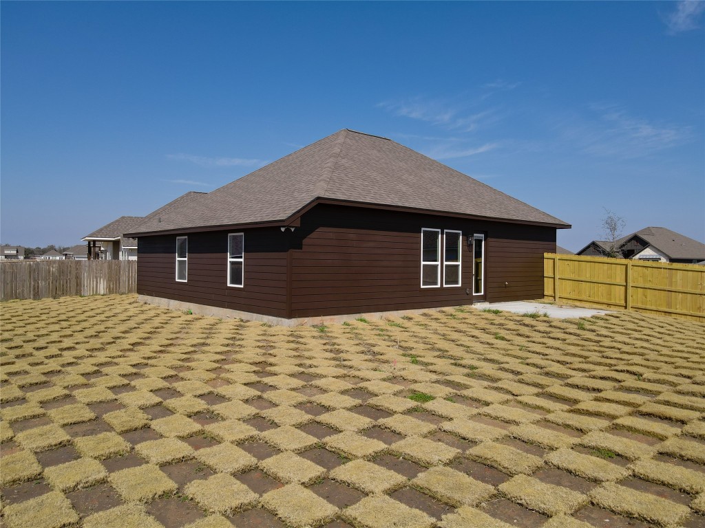 160 Turnrow Cove Snook, TX 77879 - Photo 27 of 32