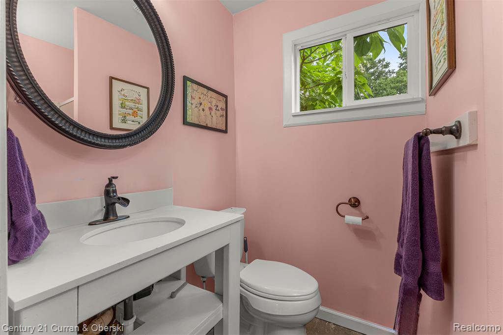 18491 Savage Road Belleville, MI 48111 - Photo 7 of 49