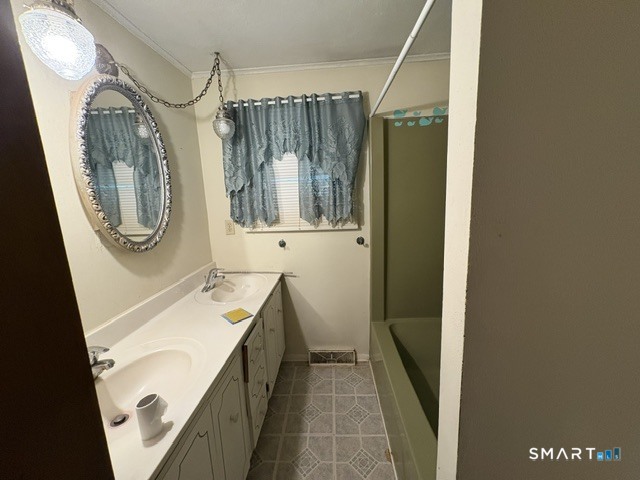 249 Malcolm Road West Haven, CT 06516 - Photo 13 of 14